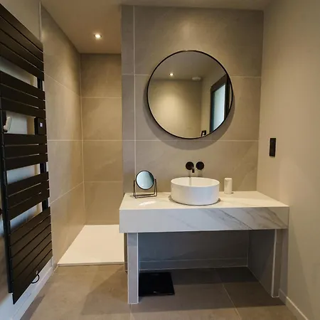 Maison Chapron De Standing Avec Piscine, Calme Et Golf A Vila *